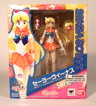 Illustration for article titled The Empress Reviews: Sailor Venus S.H. Figuarts from Bandai